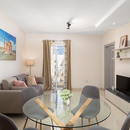 Edka Suites - Modern Sunlit 2Bd Apartments With Balconies - Close To Sliema Promenade, St Julian'S & St Georges Bay 그지라 외부 사진