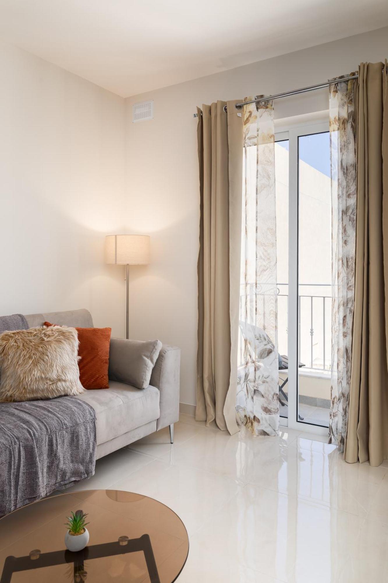 Edka Suites - Modern Sunlit 2Bd Apartments With Balconies - Close To Sliema Promenade, St Julian'S & St Georges Bay 그지라 외부 사진