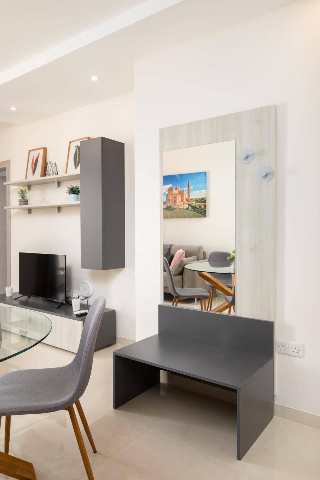 Edka Suites - Modern Sunlit 2Bd Apartments With Balconies - Close To Sliema Promenade, St Julian'S & St Georges Bay 그지라 외부 사진