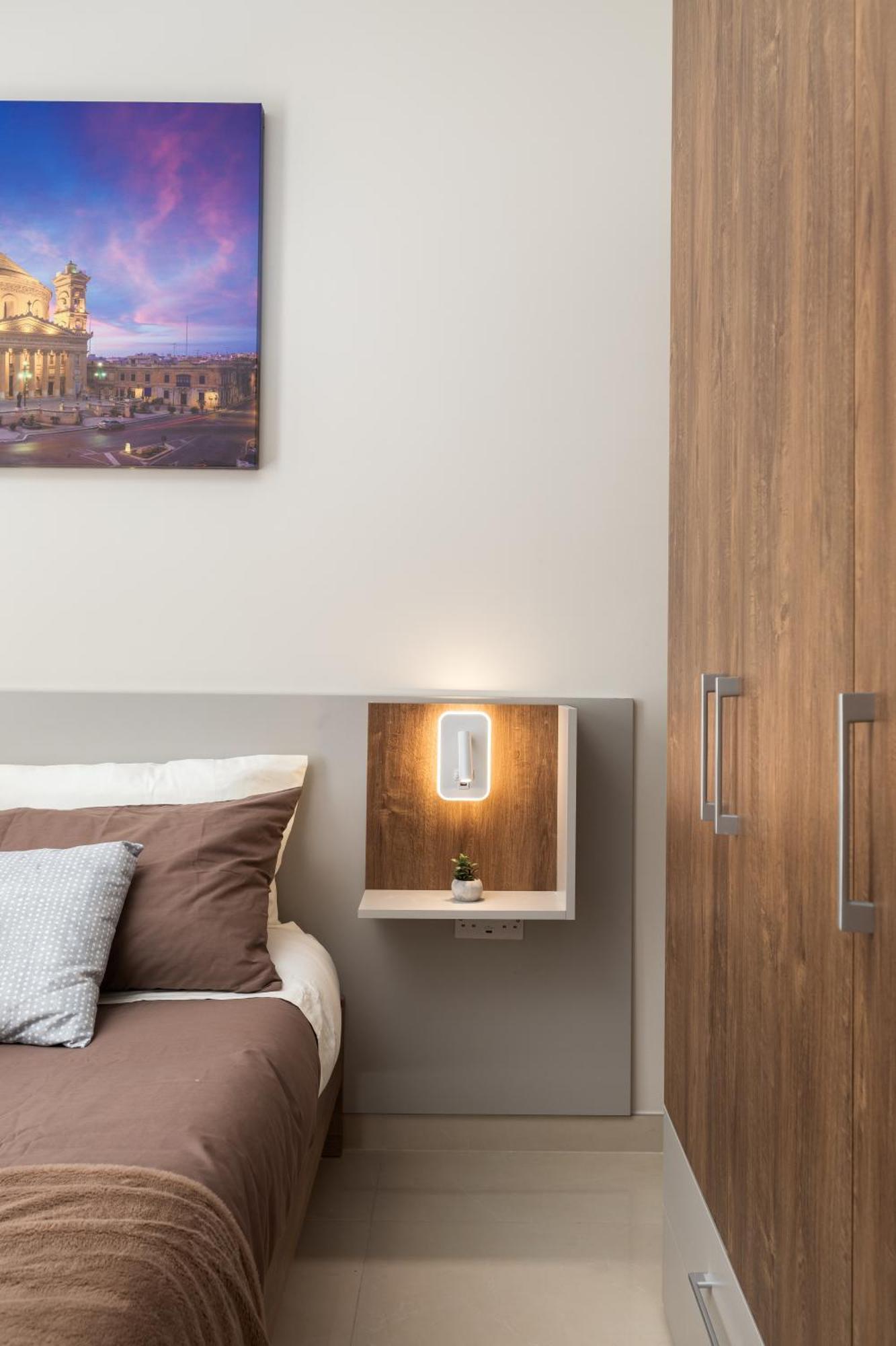 Edka Suites - Modern Sunlit 2Bd Apartments With Balconies - Close To Sliema Promenade, St Julian'S & St Georges Bay 그지라 외부 사진