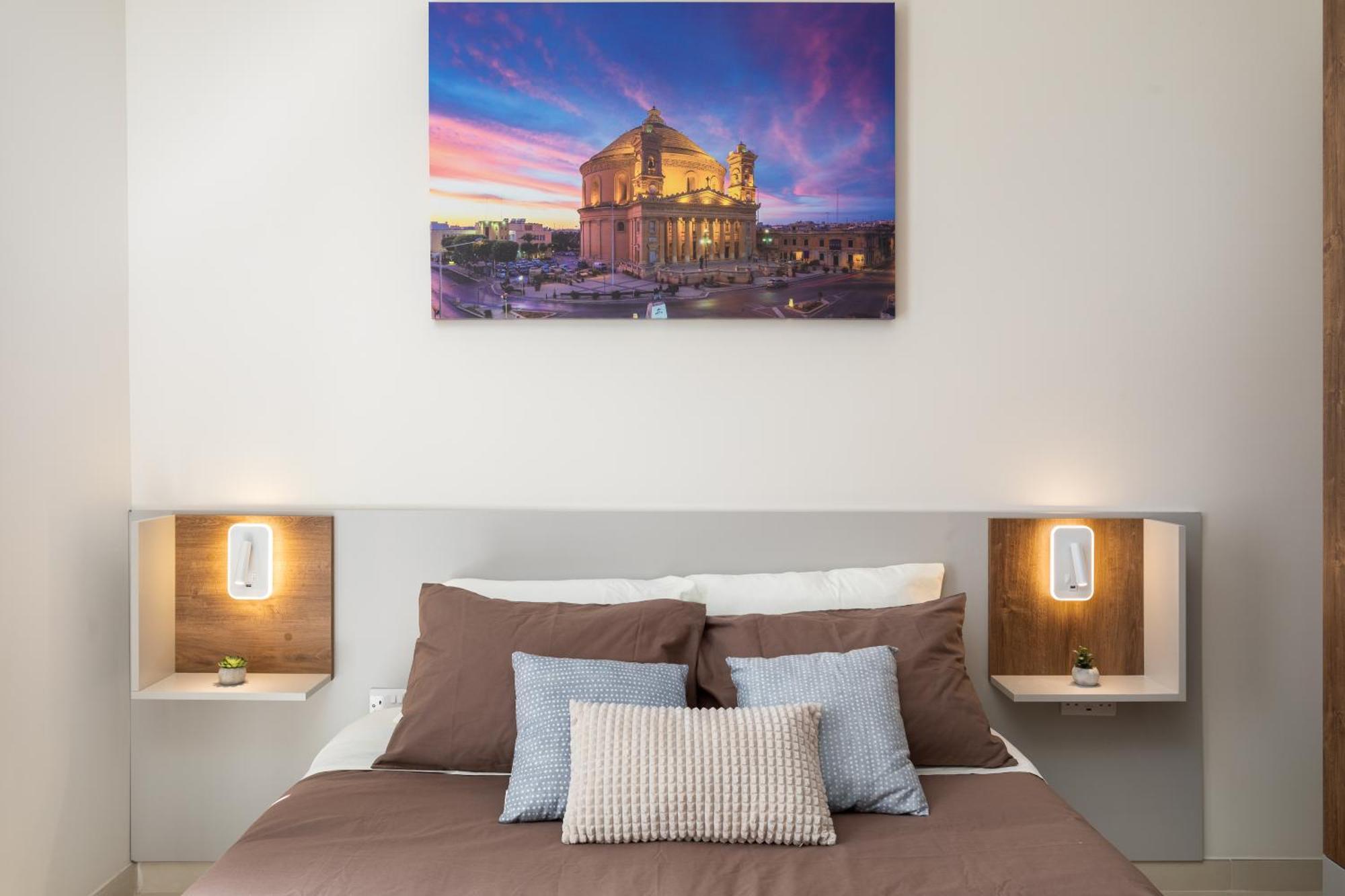 Edka Suites - Modern Sunlit 2Bd Apartments With Balconies - Close To Sliema Promenade, St Julian'S & St Georges Bay 그지라 외부 사진