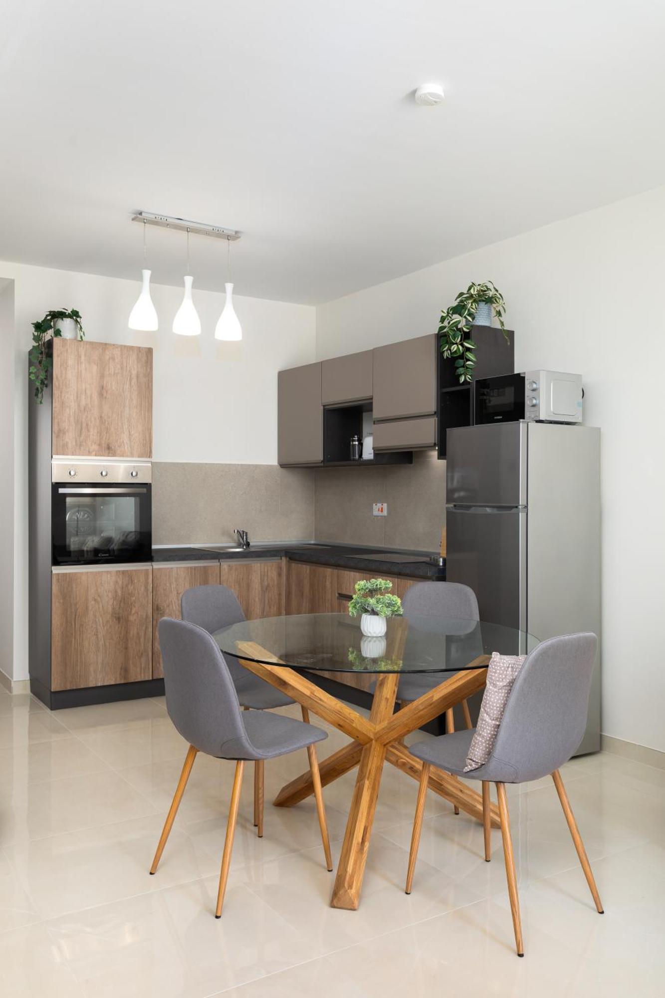 Edka Suites - Modern Sunlit 2Bd Apartments With Balconies - Close To Sliema Promenade, St Julian'S & St Georges Bay 그지라 외부 사진